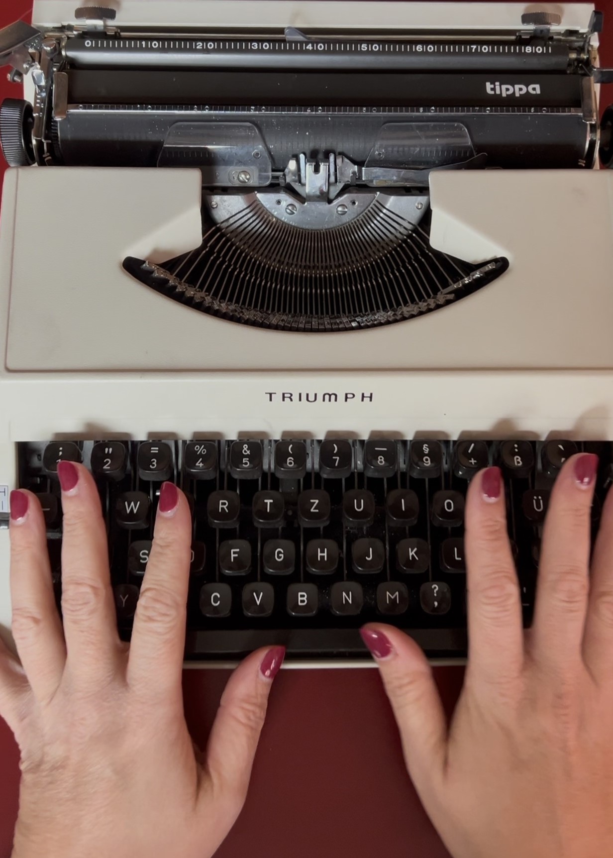 Titelbild für 'Sekretärinnen'